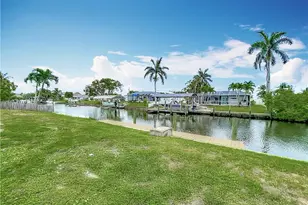 1428 Vendome Ct, Cape Coral, FL 33904 - Photo 29