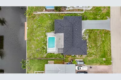 1428 Vendome Ct, Cape Coral, FL 33904 - Photo 33