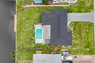 1428 Vendome Ct, Cape Coral, FL 33904 - Photo 33