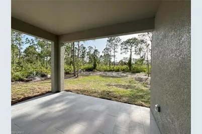 842 Giorgio Ave S, Lehigh Acres, FL 33974 - Photo 5