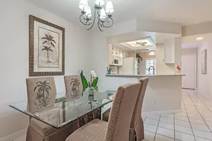 773 Wiggins Lake Dr, Naples, FL 34110 - Photo 5