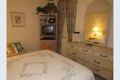 8076 Queen Palm Ln #437, Fort Myers, FL 33966 - Photo 11