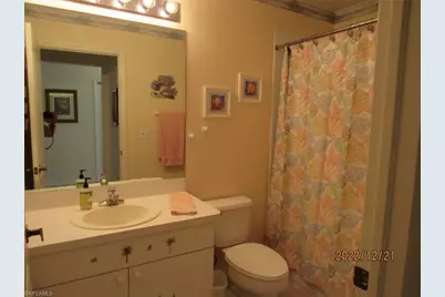 8076 Queen Palm Ln #437, Fort Myers, FL 33966 - Photo 13