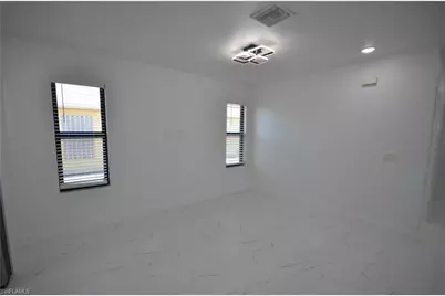 2132 Barker Blvd, Fort Myers, FL 33916 - Photo 23