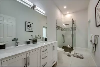 2703 SW 43rd Ter, Cape Coral, FL 33914 - Photo 25