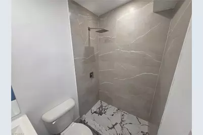 2248 Marina Park Dr, Fort Myers, FL 33905 - Photo 9