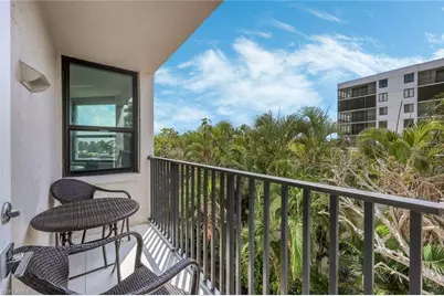 10562 Gulf Shore Dr #202, Naples, FL 34108 - Photo 15