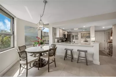 10562 Gulf Shore Dr #202, Naples, FL 34108 - Photo 5