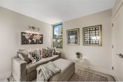 10562 Gulf Shore Dr #202, Naples, FL 34108 - Photo 3