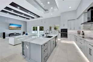 140 37th Ave NW, Naples, FL 34120 - Photo 9