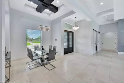 140 37th Ave NW, Naples, FL 34120 - Photo 5