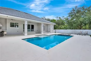 140 37th Ave NW, Naples, FL 34120 - Photo 29