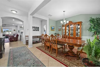 627 NE 7th Ter, Cape Coral, FL 33909 - Photo 15