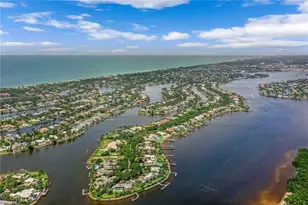 655 Galleon Dr, Naples, FL 34102 - Photo 49