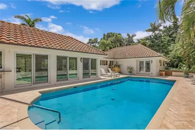 655 Galleon Dr, Naples, FL 34102 - Photo 27