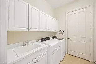 7828 Valencia Ct, Naples, FL 34113 - Photo 23
