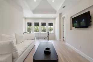 16776 Enclave Cir, Naples, FL 34110 - Photo 15