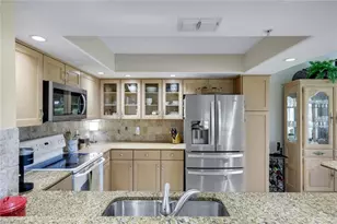 13201 Sherburne Cir, Bonita Springs, FL 34135 - Photo 5