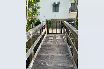 1500 5th Ave S, Naples, FL 34102 - Photo 7