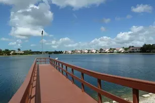 960 Partridge Cir, Naples, FL 34104 - Photo 21