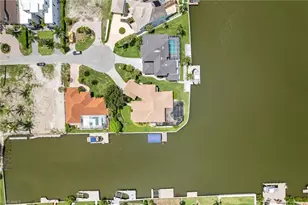 431 Palm Ct, Naples, FL 34108 - Photo 7