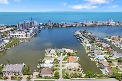 431 Palm Ct, Naples, FL 34108 - Photo 5