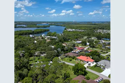 17091 Laurelin Ct, North Fort Myers, FL 33917 - Photo 27
