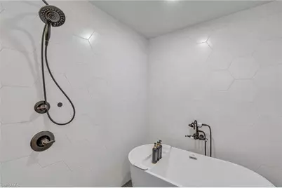 5360 Cobalt Ct, Cape Coral, FL 33904 - Photo 33
