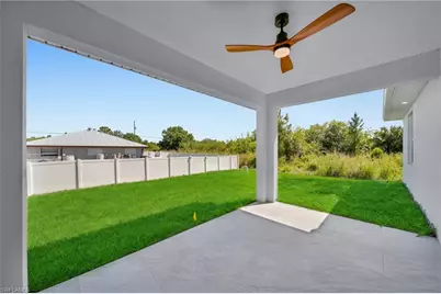 908 Barcia St E, Lehigh Acres, FL 33974 - Photo 35