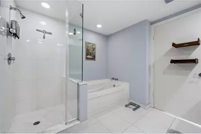 3000 Oasis Grand Blvd #1702, Fort Myers, FL 33916 - Photo 31