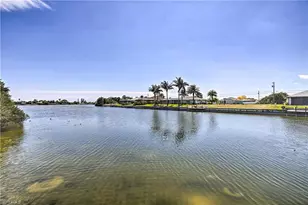 404 NE 9th St, Cape Coral, FL 33909 - Photo 23