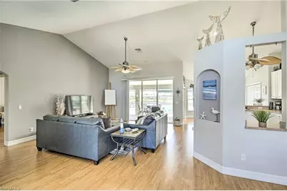 404 NE 9th St, Cape Coral, FL 33909 - Photo 7