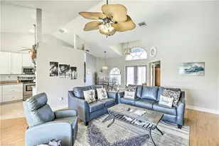 404 NE 9th St, Cape Coral, FL 33909 - Photo 9