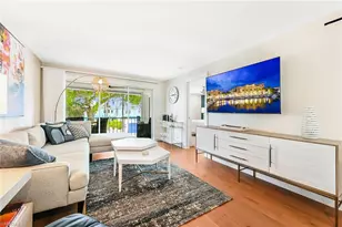 250 7th Ave S, Naples, FL 34102 - Photo 1