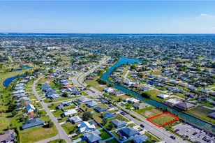 132 Nicholas Pkwy E, Cape Coral, FL 33990 - Photo 7