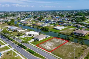 136 Nicholas Pkwy E, Cape Coral, FL 33990 - Photo 3