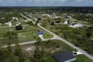 857 Aldrich St E, Lehigh Acres, FL 33974 - Photo 5