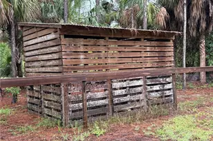 110 16th Ave NE, Naples, FL 34120 - Photo 29