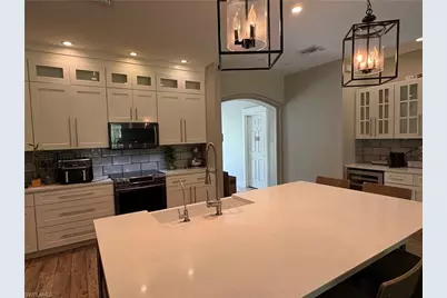 110 16th Ave NE, Naples, FL 34120 - Photo 11