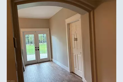 110 16th Ave NE, Naples, FL 34120 - Photo 17