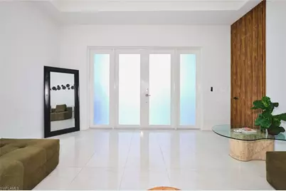 7 NW 14th Ave, Cape Coral, FL 33993 - Photo 5