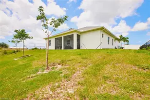 7 NW 14th Ave, Cape Coral, FL 33993 - Photo 29