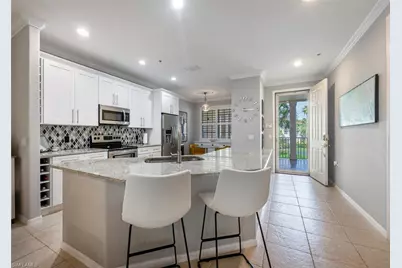 4883 Hampshire Ct #105, Naples, FL 34112 - Photo 15