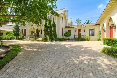 730 21st Ave S, Naples, FL 34102 - Photo 7