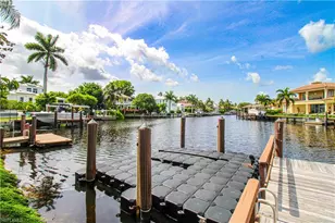 730 21st Ave S, Naples, FL 34102 - Photo 17