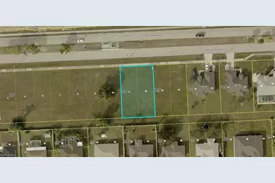 918 SW Trafalgar Pkwy, Cape Coral, FL 33991 - Photo 1
