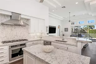 2540 Half Moon Walk, Naples, FL 34102 - Photo 15