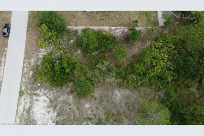 769 Bahama Ave S, Lehigh Acres, FL 33974 - Photo 5