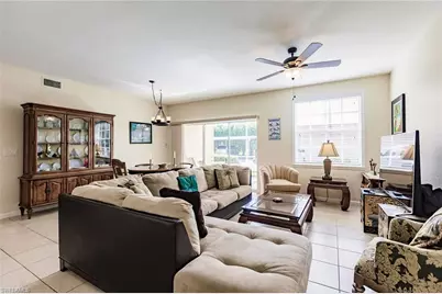 4700 Saint Croix Ln #318, Naples, FL 34109 - Photo 7