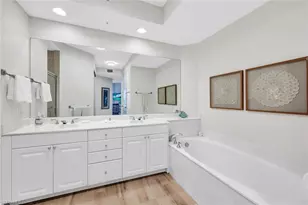 410 Flagship Dr, Naples, FL 34108 - Photo 13